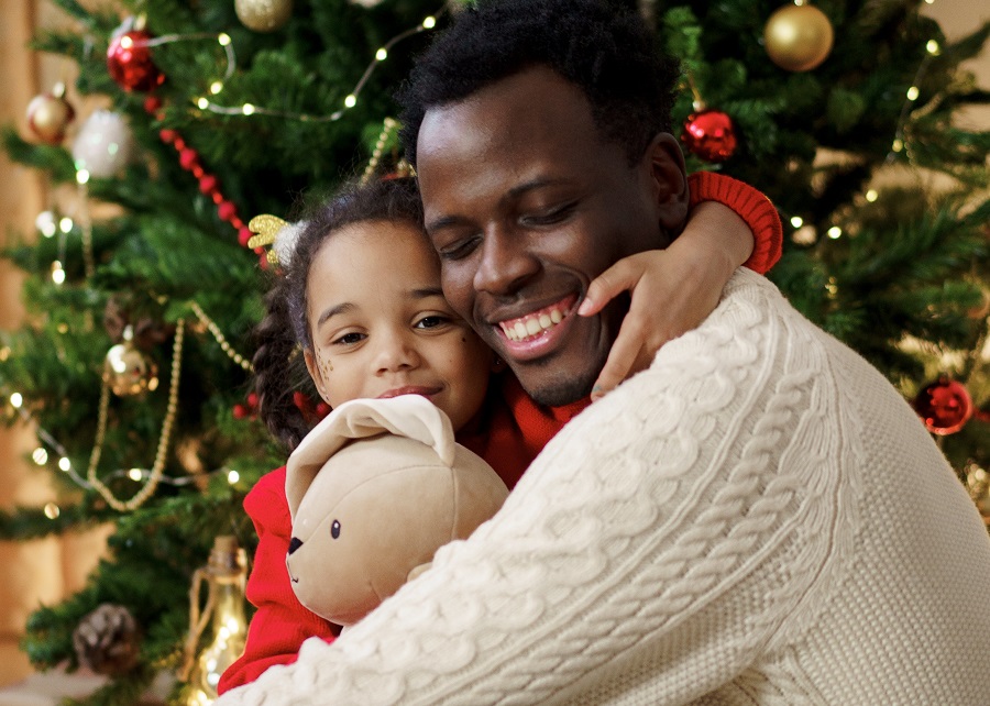 How to Protect Your Kids’ Teeth This Christmas Holiday